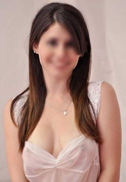 Tall Model Escorts Service Five Star Hotel Aerocity